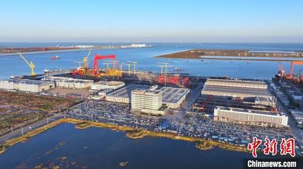 中國首個海洋油氣裝備“智能工廠”全面投產(chǎn)，引領(lǐng)海洋工程裝備研發(fā)新篇章